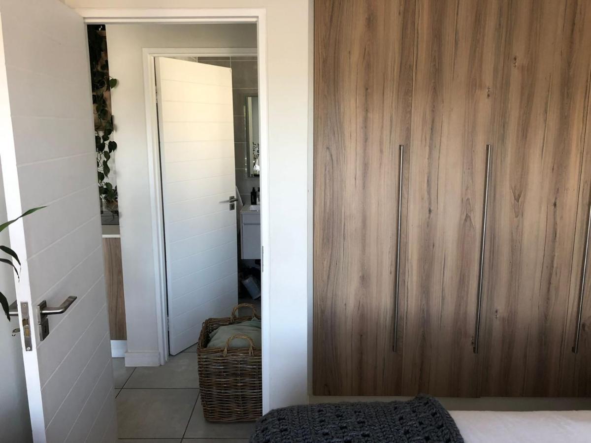 Luxury One Bedroom Apartment Somerset West Exteriér fotografie